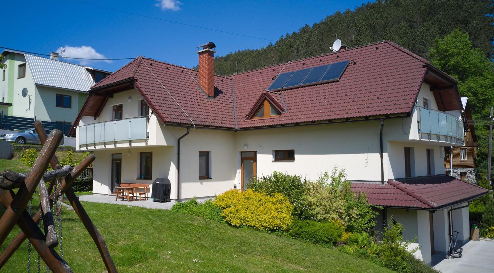 Penzion Emilia Ruzomberok Exterior foto